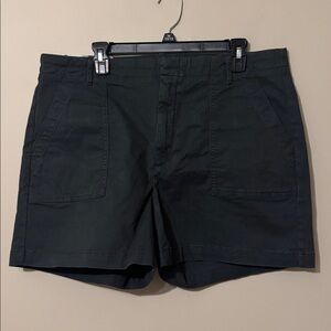 NWT- Banana republic factory AUTHENTIC CHINO UTILITY SHORT, Black, size 16